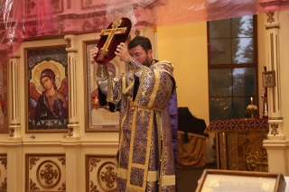 Богослужебные особенности дня Воздвижения Креста Господня