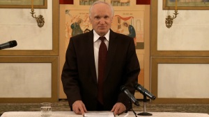 Традиционно считается, что за некрещёных надо молиться мученикуУару, который после своей смерти вымолил из ада некрещёныхродственников почитавшей его